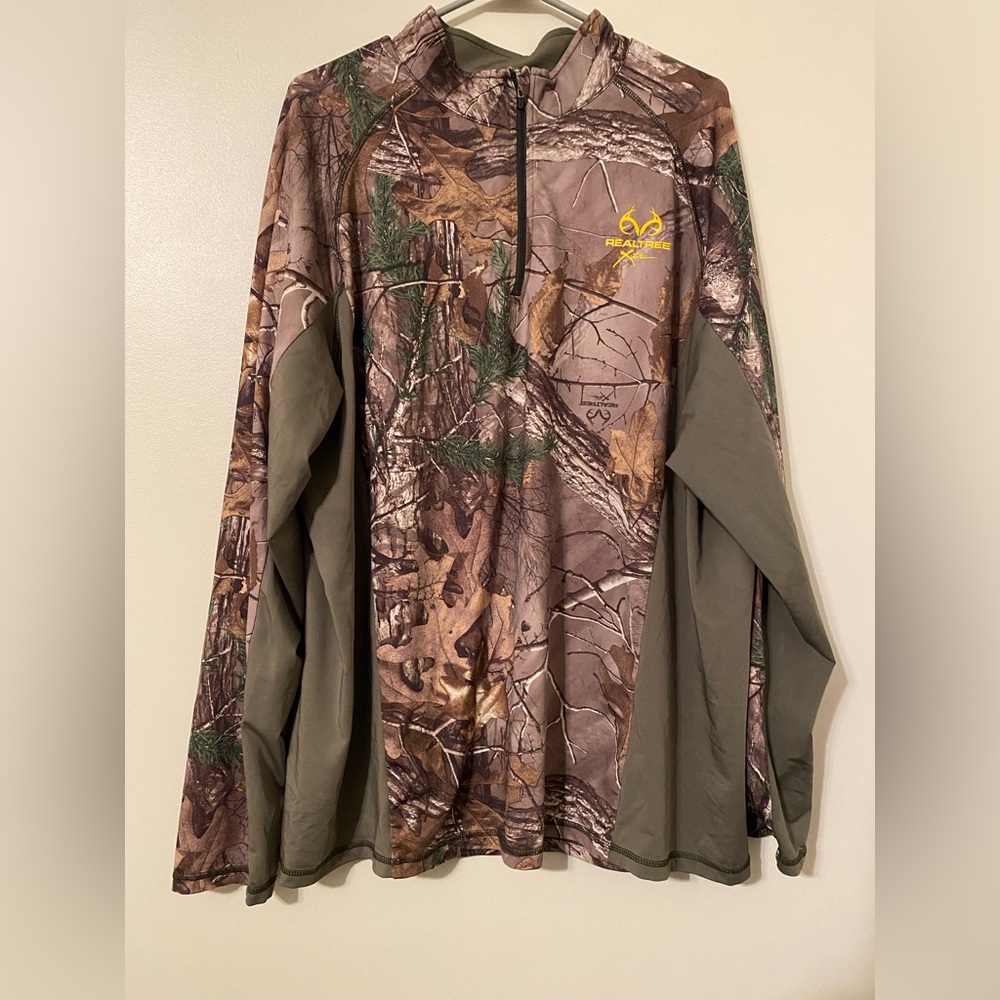 Real Tree Camo Quarter Zip!